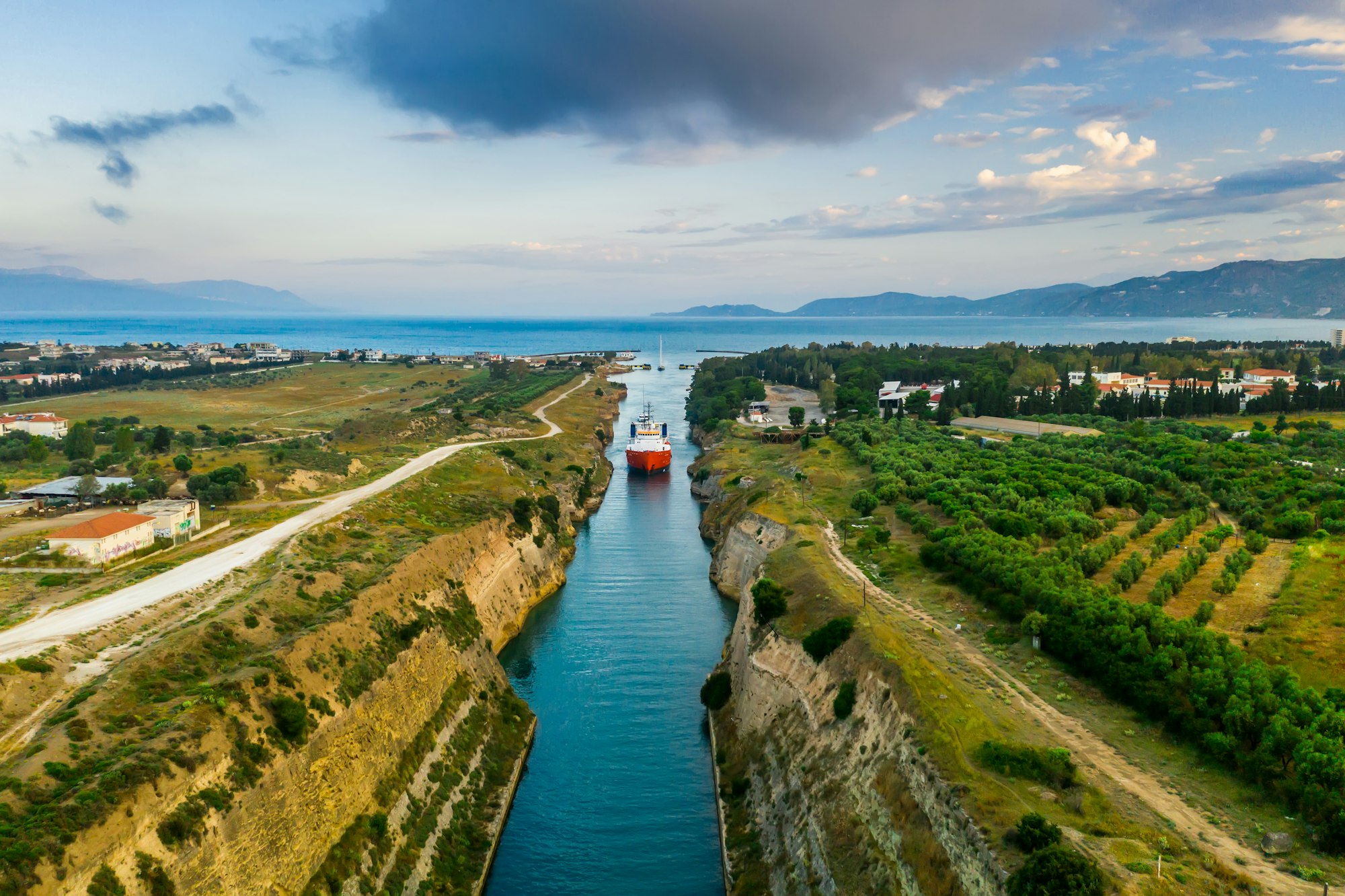 CORINTHIAN CANAL - ANCIENT CORINTHOS - ACROCORINTHOS