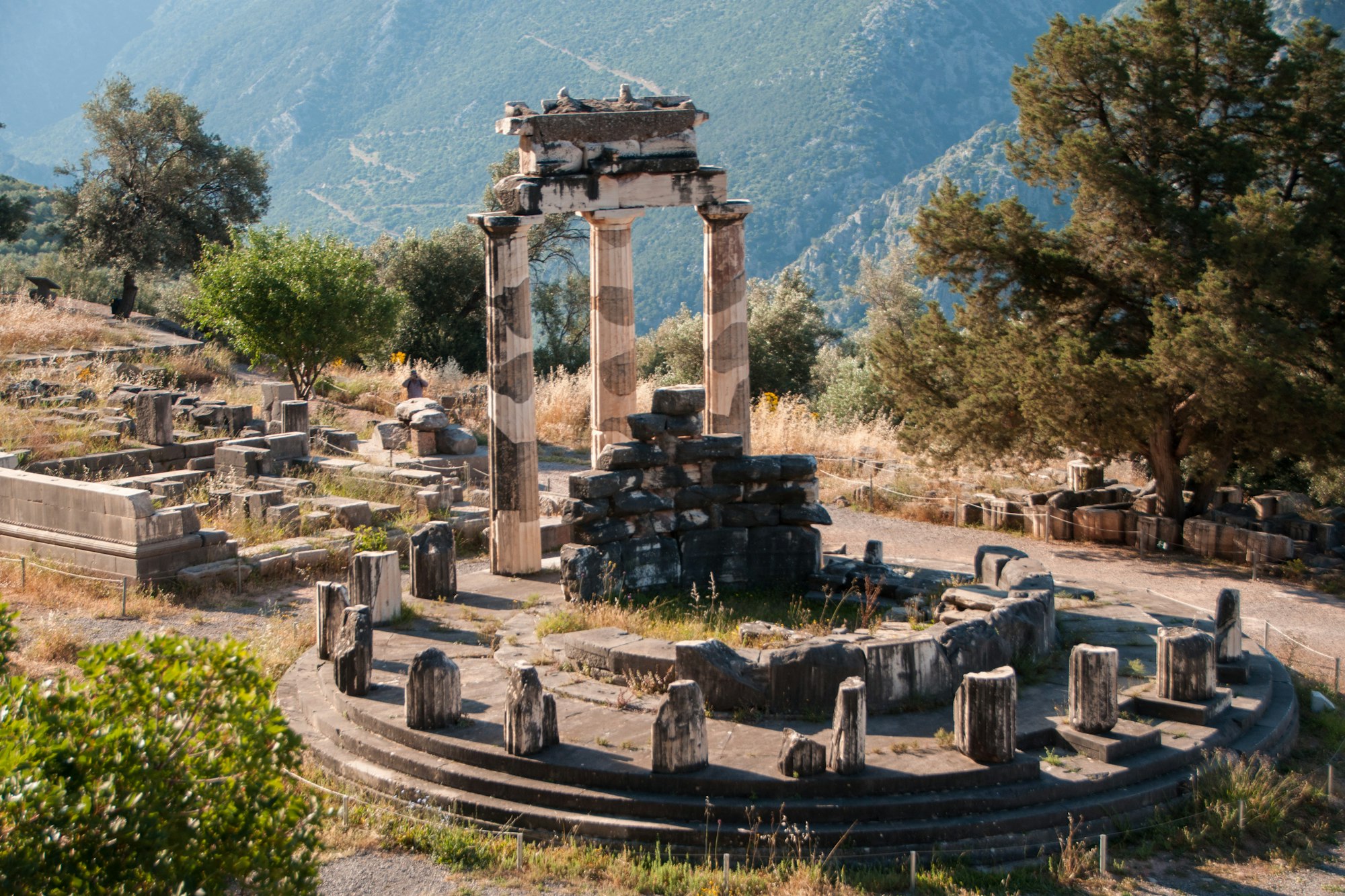 DELPHI - ARACHOVA - MONASTERY OF OSIOS LOUKAS